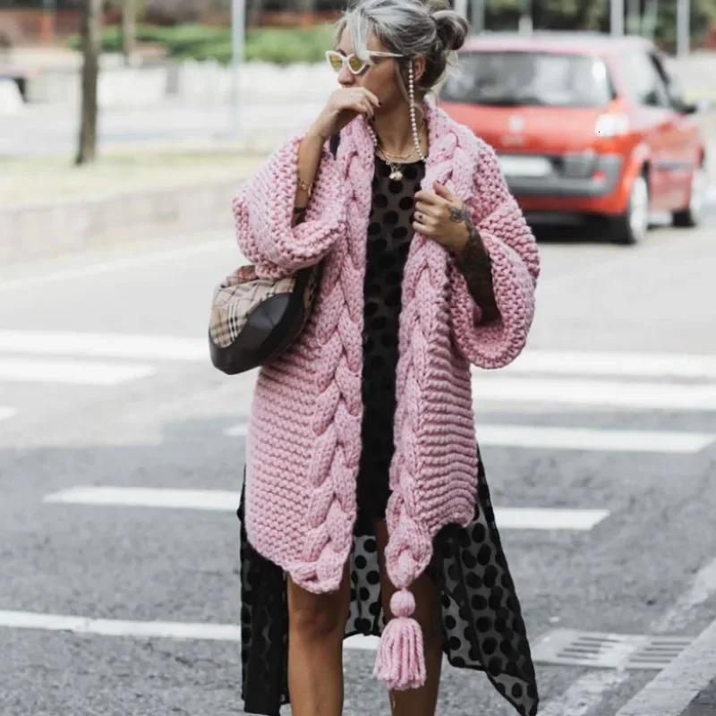 Hand-woven Split Wild Tassels Hook Twist Sweater Coat Crocheted Cardigan Autumn and Winter Thick Long Lantern Sleeve Crop Tops 250804