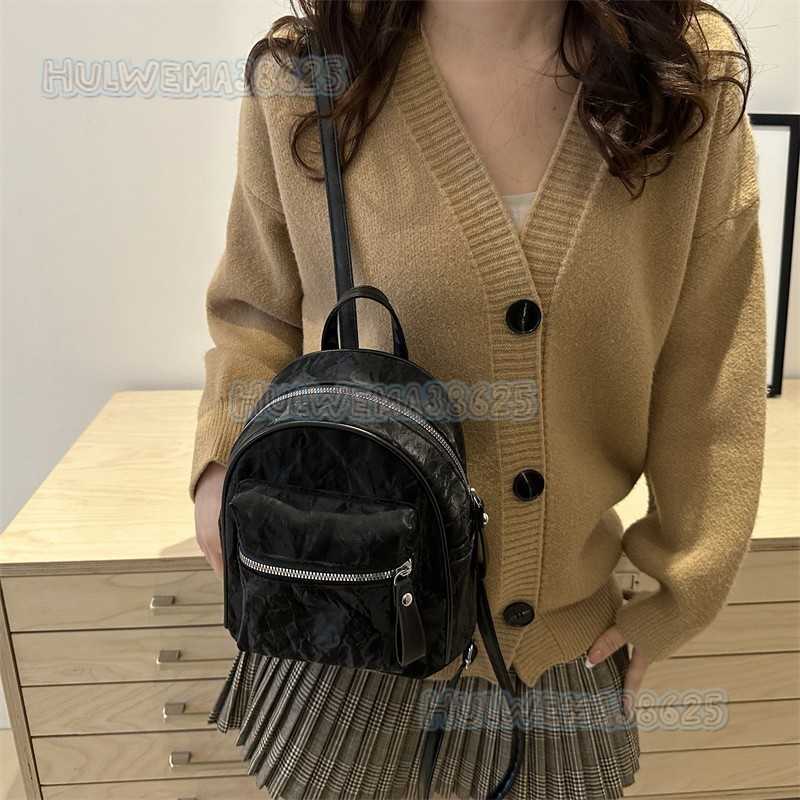 Fashion Casual Bag for Women 2024 New Mini Backpack Versatile Travel Backpack Commuting Outdoor College Student H250806