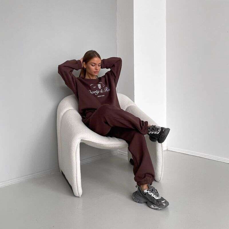 designer leisure Women's Clothing Lazy Style Round Neck Pullover Letter Embroidered Sweatshirt With Straight Drawstring Sweatpants For Women Suit