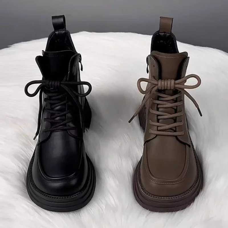 2025 Winter Womens Boots Plush New Platform Warm Short Boots Flat Bottom Comfortable Outdoor Lace Up Ankle Boots Fi Shoes XJ250807