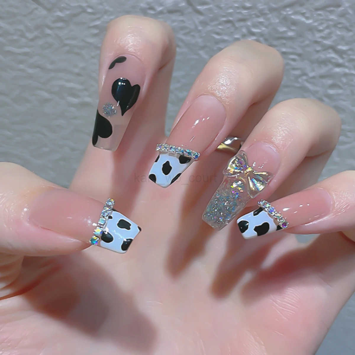 24pcs Y2K Style Gradient Red Color Fake Nails With 3D Butterfly Decorations Press On Nails For Women Manicure DIY Salon At Home M250807