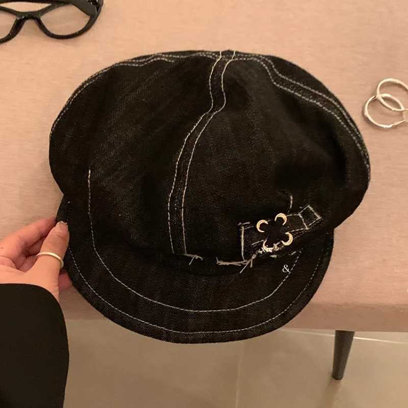 2K Personalized Hole Design Denim Newsboy Hats for Women and Men Spring Summer New Travel Versatile Niche Octagonal Berets XJ250807
