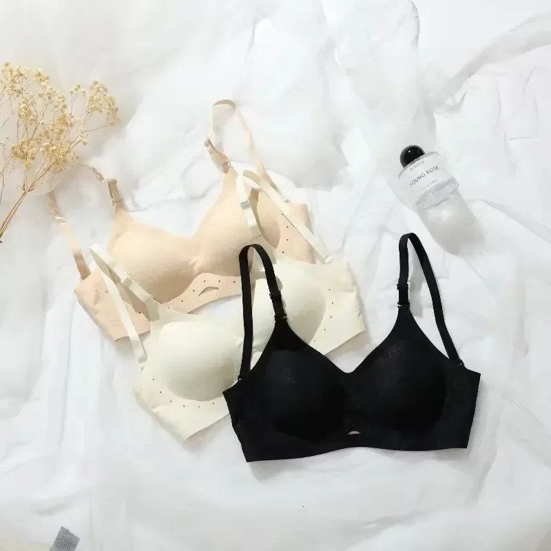 Sexy Ushaped Back Lingerie Female Inner Wear Summer Thin Without Trace Backless Triangle Cup Polymerization Bra 250807