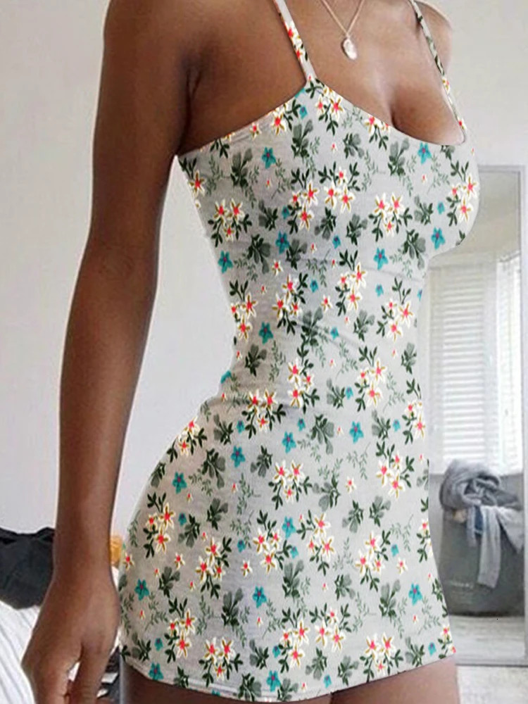 Plus Size Dresses Summer Print Backless Slip Dress Sexy Slim Floral Mini Package Buttocks Short Skirt 250807