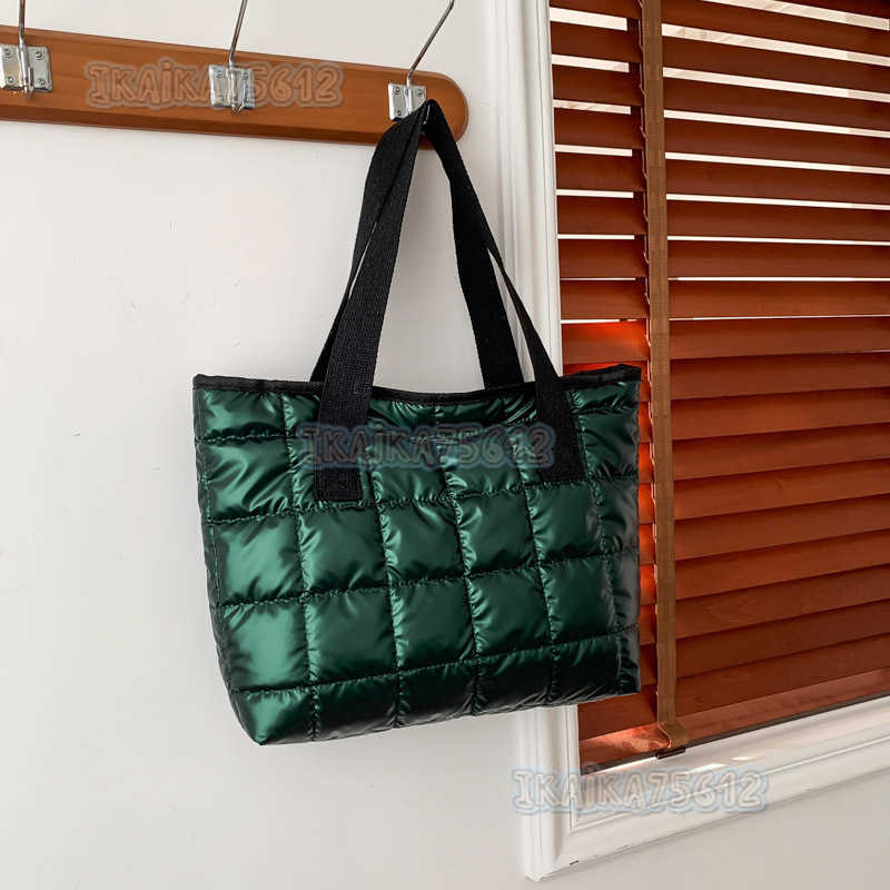 Trendy Fashion Versatile Celebrity Handbag 2023 Winter New Style Elegant Single Shoulder Underarm Tote Bag H250806