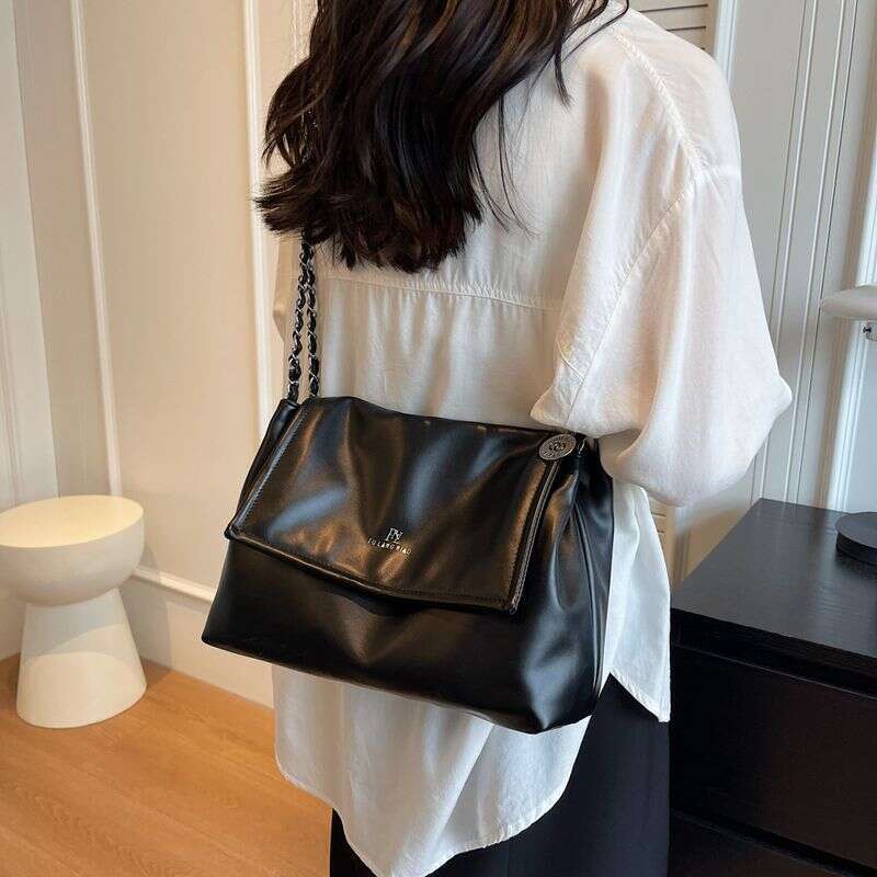 Foreign Trade Large-Capacity Chain Shoulder Wn 2023 New Trend High-Level Sense Simple Casual All-Match Tote Bag