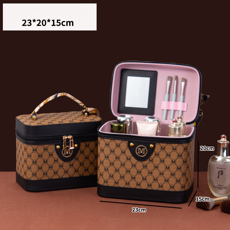Free Shipping Designer Luxury New Retro Extra Large Capacity Makeup Bag Multifunctional Cosmetic Organizer Portable Waterproof Handheld Case Casual Ha