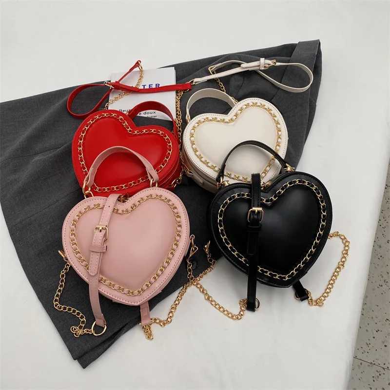Women Purses And Handbags Fashion Red Love Heart Shape Shoulder Bag Women Chain Crossbody Bag Ladies Purse And Clutch Bag Z250807