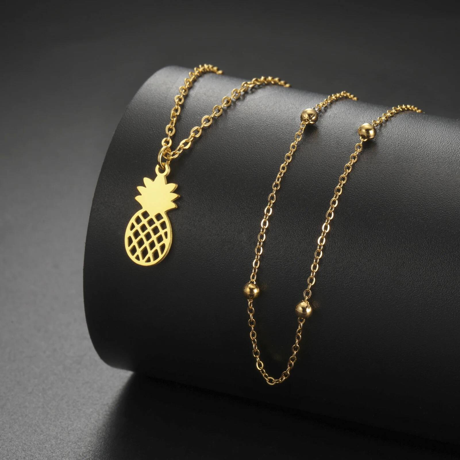 Dreamtimes Minimalist Pineapple Necklace for Women Man Charms Fruit Statement Cactus Stainless Steel Pendant Gifts Wholesale Jewelry for Women