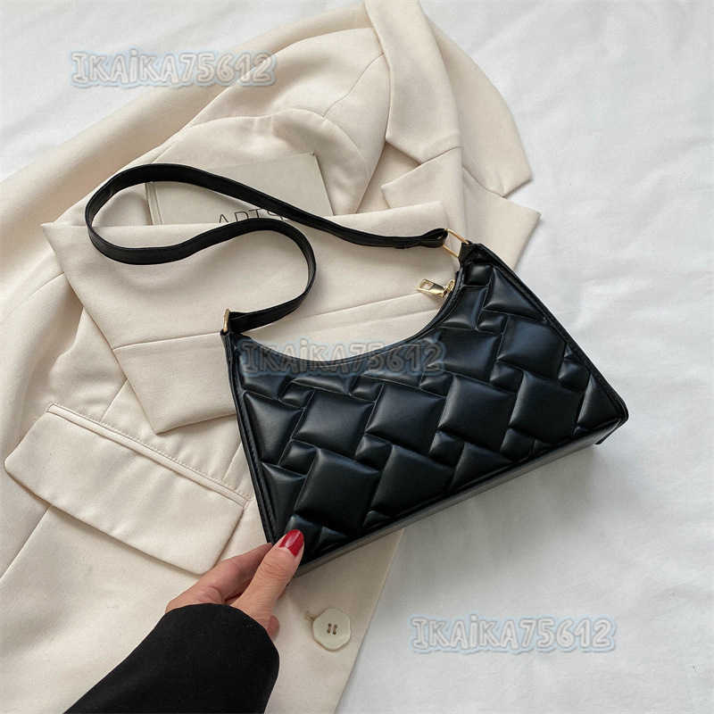 Solid Color Simple Elegant Single Shoulder Bag for Women 2023 Autumn Winter Style Fashionable Underarm Bag Small Square Bag for Women H250806
