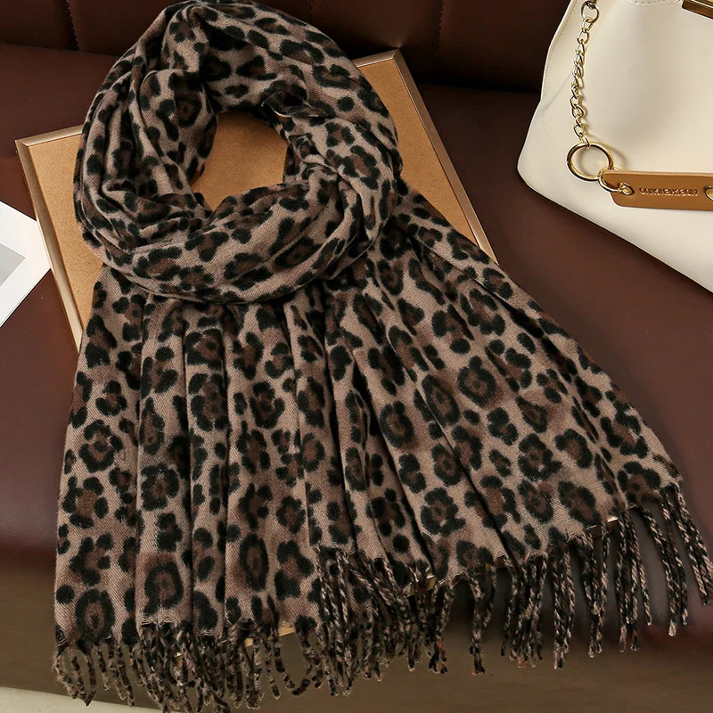 Leopard Print Cashmere Scarf Pashmina Tassels Shawl For Women Winter Warmer Muffler Muslim Hijab Headwraps Cape Famale Scarves 250806