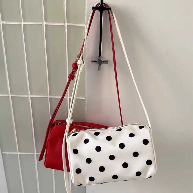 Designer Polka Dot Shoulder Bag Casual Chic Toast Handbag Women Zipper Pillow Bag Korean Style Everyday Commuter Purse White Z250807