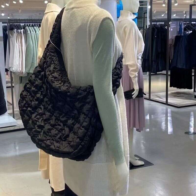 Quilted Large Capacity Multifunctional Feather Shoulder Tote Bag Fashion Hundred Casual Daily