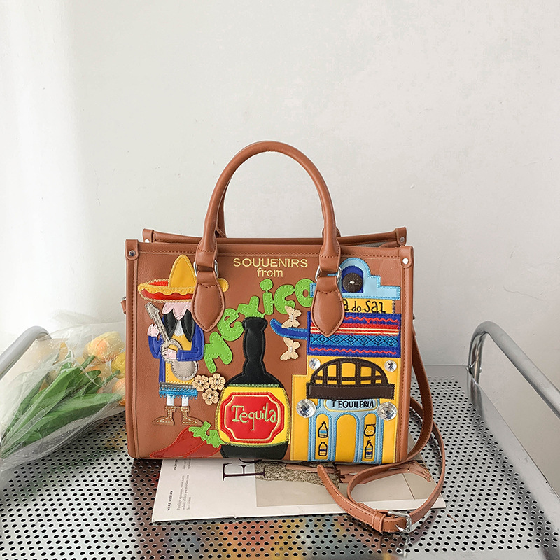 Free shipping designer Large Capacity Bag for Women New Retro Handbag Crossbody Bag Tote Bag Niche Embroidery Graffiti Mexican Style Shoulder Bag