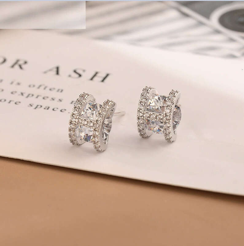 Korean Dongdaemun Elegant Women's Small Style Light Micro Inlaid Zircon High-end Sense Letter H Stud Earrings