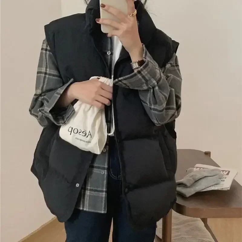 Quilted Puffer Waistcoat Woman Solid Color Outerwear Clothes Fashion Down Vest for Women Cold Warm Korean Style Casual 250804