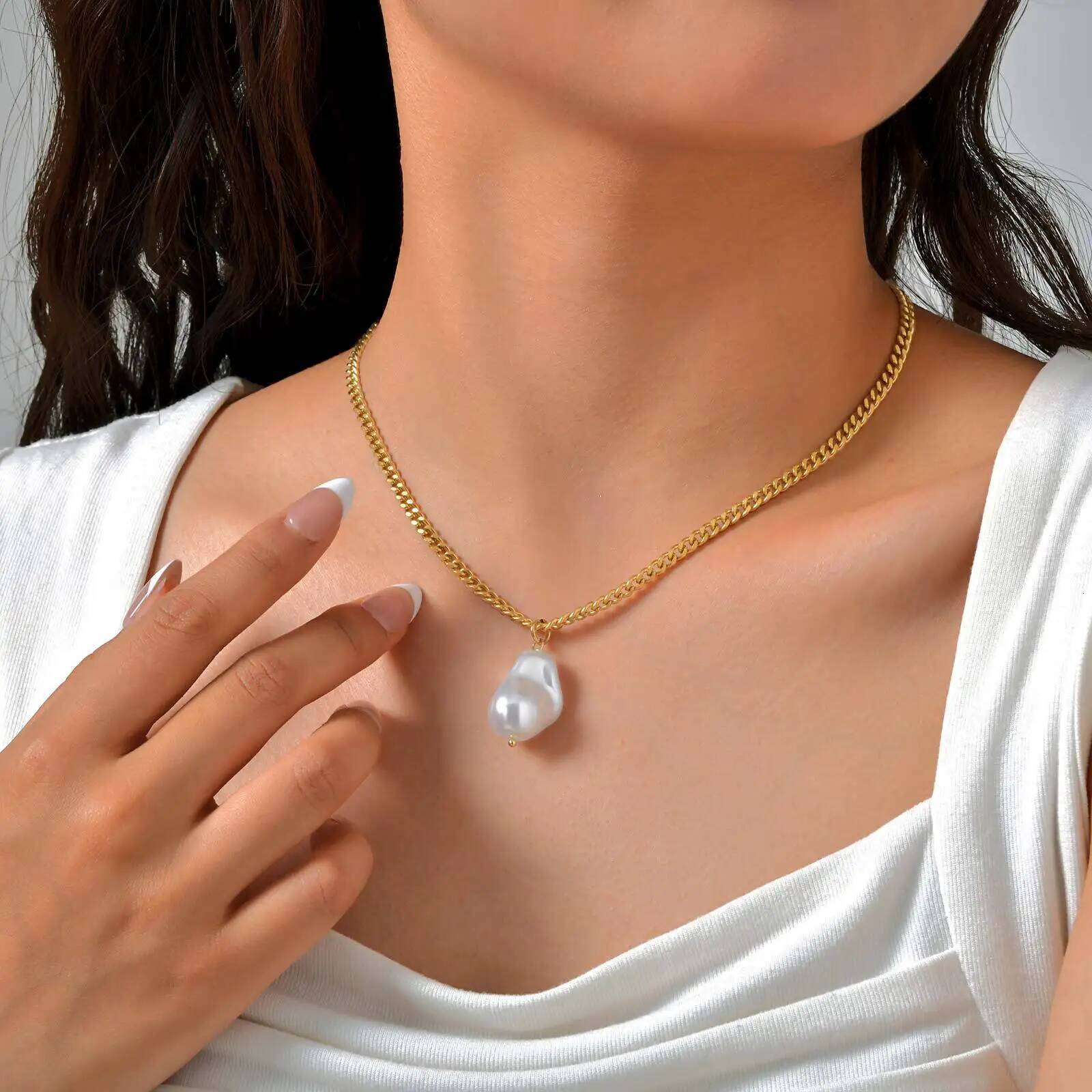 Vnox Fashion Irregular Simulated Pearl Pendent Necklace Stainless Steel Coarse Chain Simple Neck Jewelry For Women Daily Jewelry for Women