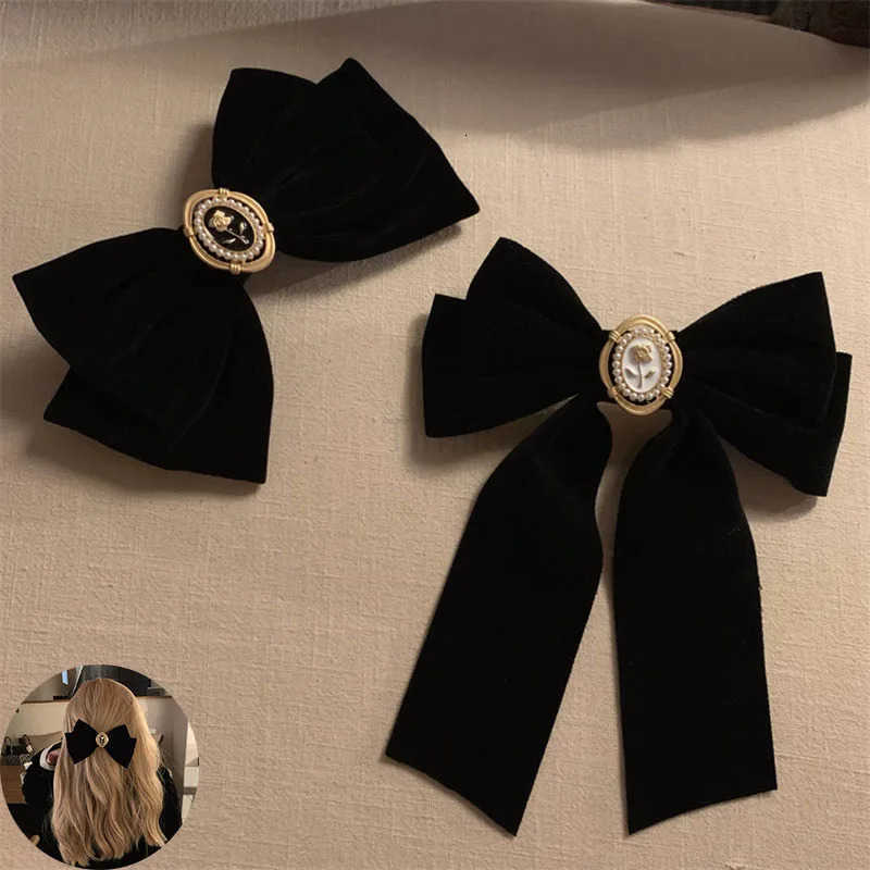 New Black Velvet Bow Hair Pins Elegant Fabric Alloy Roses Hair Clips for Women Fashion Ponytail Barrette Hair Accessories U250807