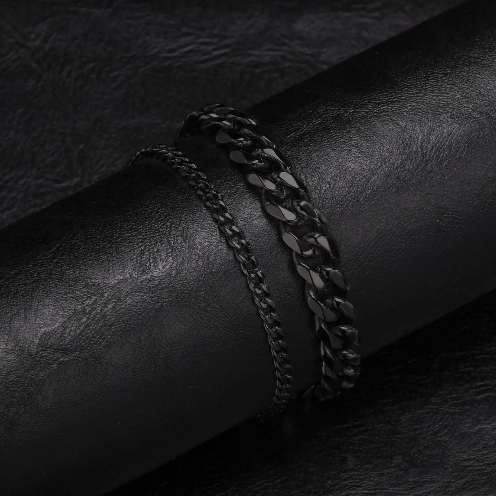 2pcs/set Cuban Chain Bracelet for Men Waterproof Stainless Steel Miami Curb Wristband Casual Jewelry Gift W250807