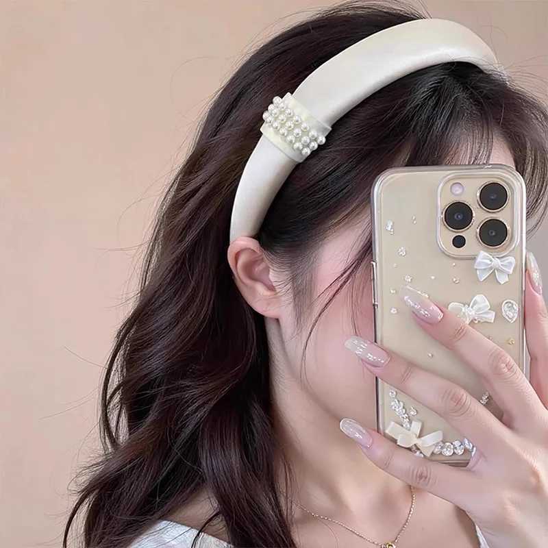 Elegant Pearls Sponge Simple Hairband for Women Girls Sweet Hair Ornament Band Hair Hoop Hair Band Fashion Hair Accessories Y250808