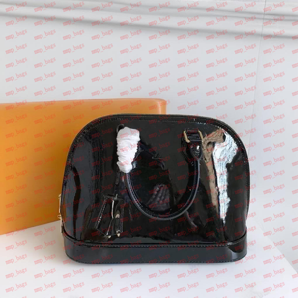 10A Designer Bags Vintage Pochette Leather Make Up Bag Luxury Shoulder Shell Tote Crossbody Bag Fashion Handbag Clutch Black Embossed Bags