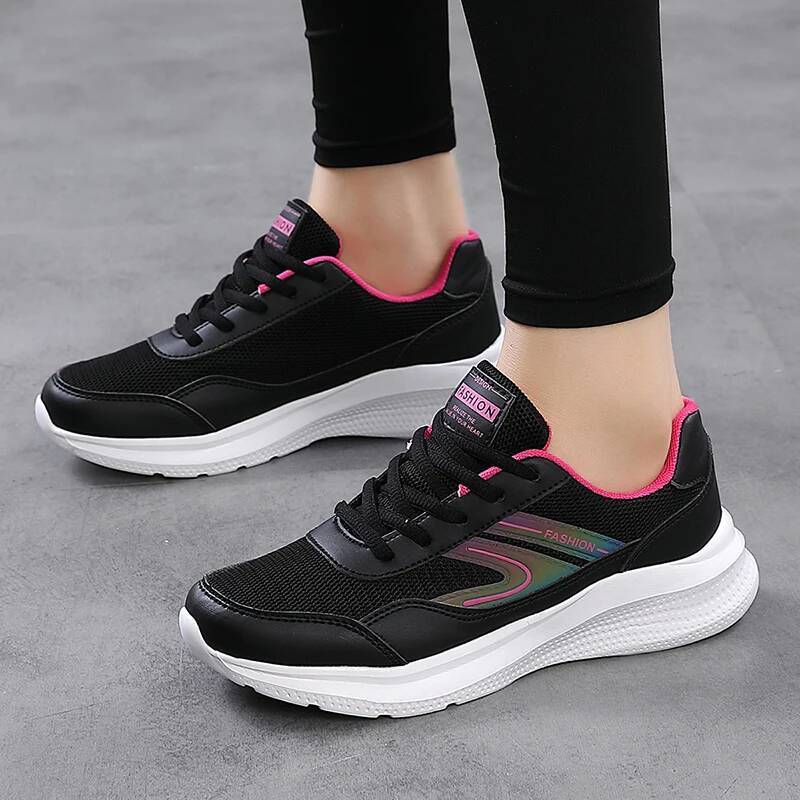 Summer New Women's Flying Weave Mesh breathe freely Sport Casual Lightweight Soft Sole Running Shoes ddmysaturn