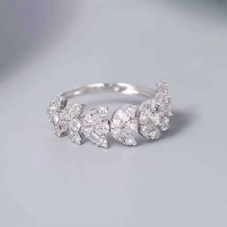 Xingguang White Gold Jewelry D Color VVS Moissanite Dia Baguette Cut Engagement Wedding Ring for Women