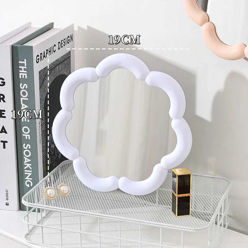 Candy Flower Makeup Mirror Bedroom High Appearance Level Creative Folding Mirror Upright Portable High-end Dressing Mirror New Z250807