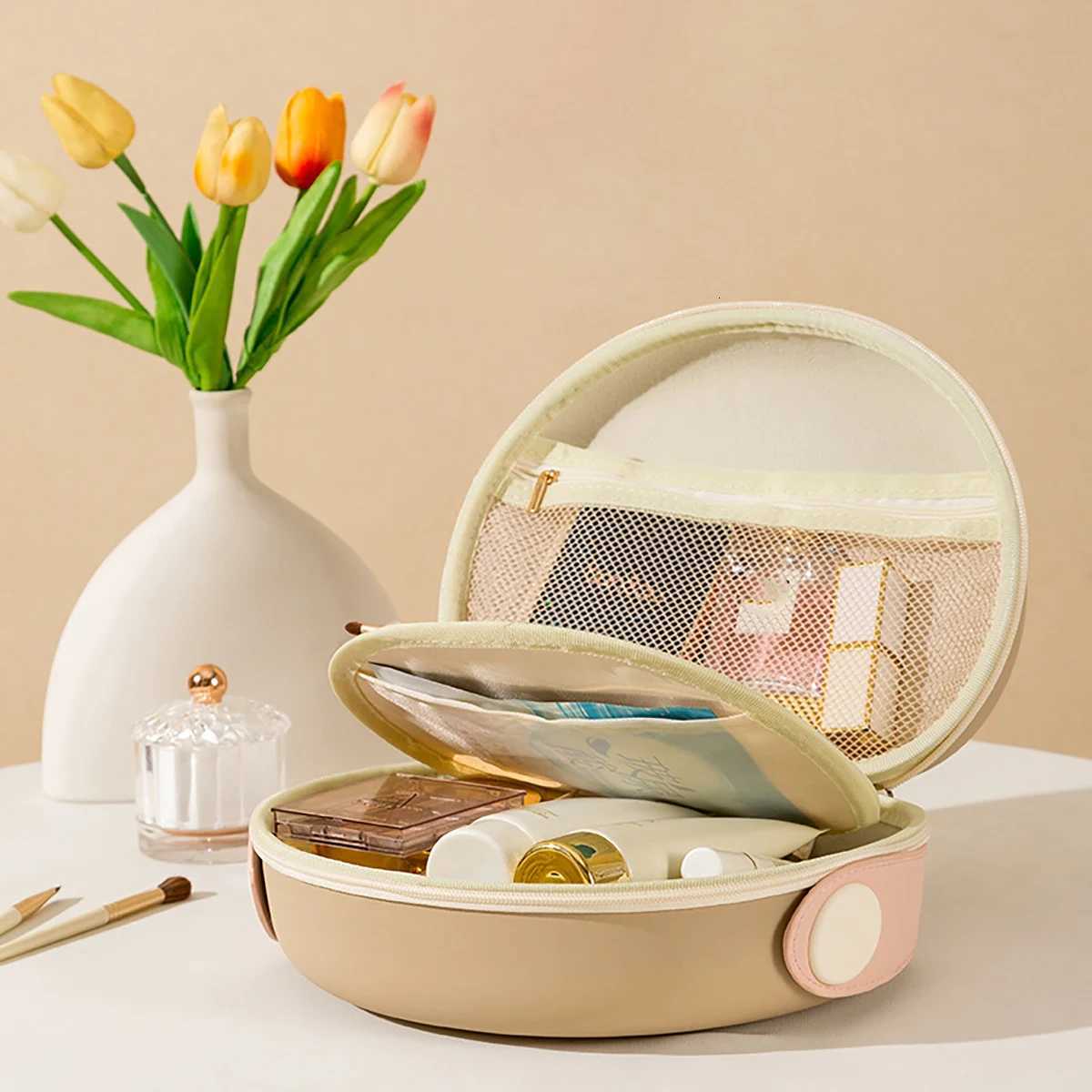 Handheld Multi-functional Large Capacity Cosmetic Storage Bag for Outdoor Travel Portable Waterproof Toiletry Bag and Beauty Bag Y250808