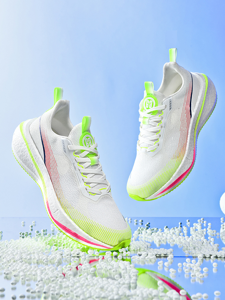 Men's large triangle 2025 autumn and winter new professional anti-skid running shoes, breathable sports shoes