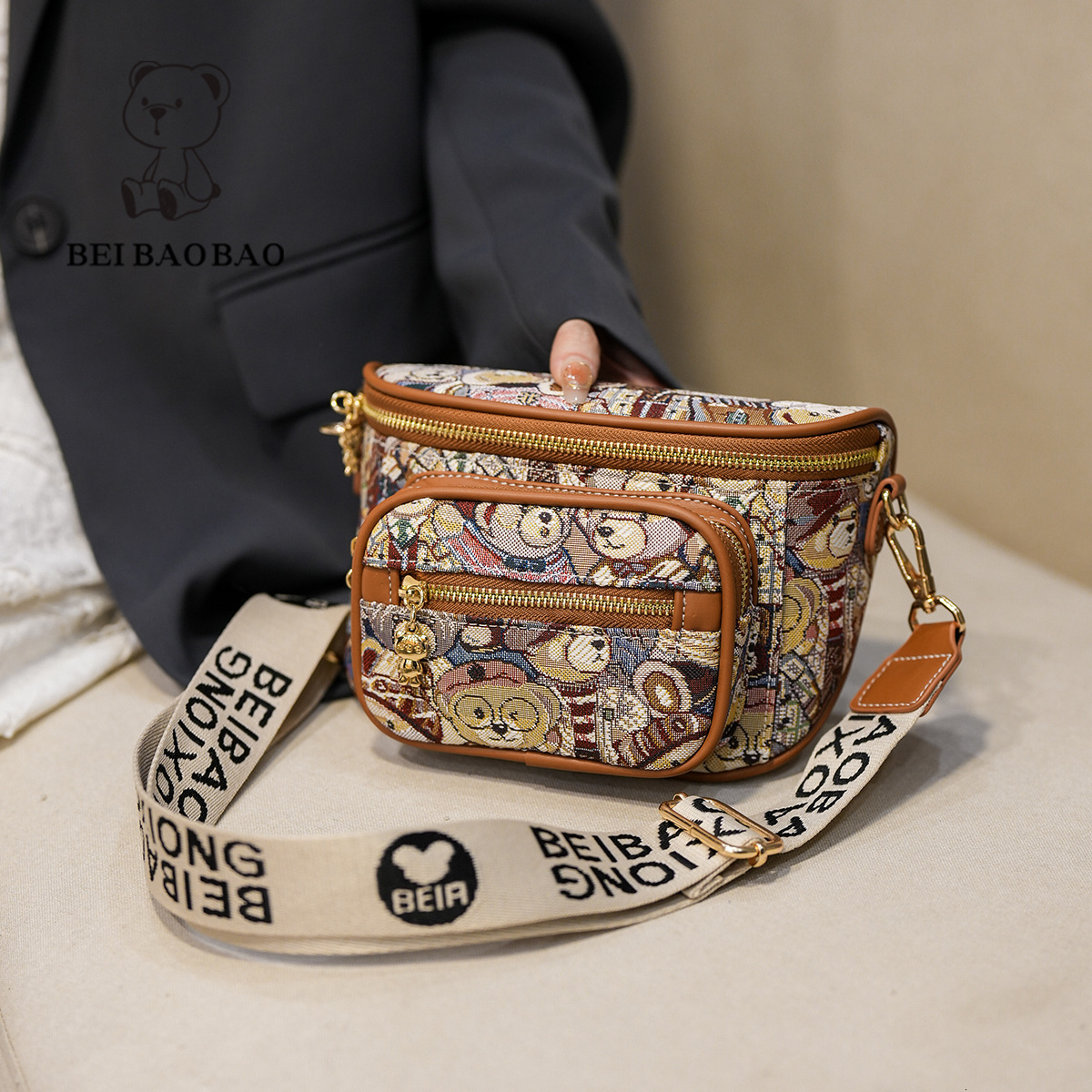 Women's 2025 Summer New Canvas Bear Crossbody Casual Shoulder Chest Bag ddmymoon
