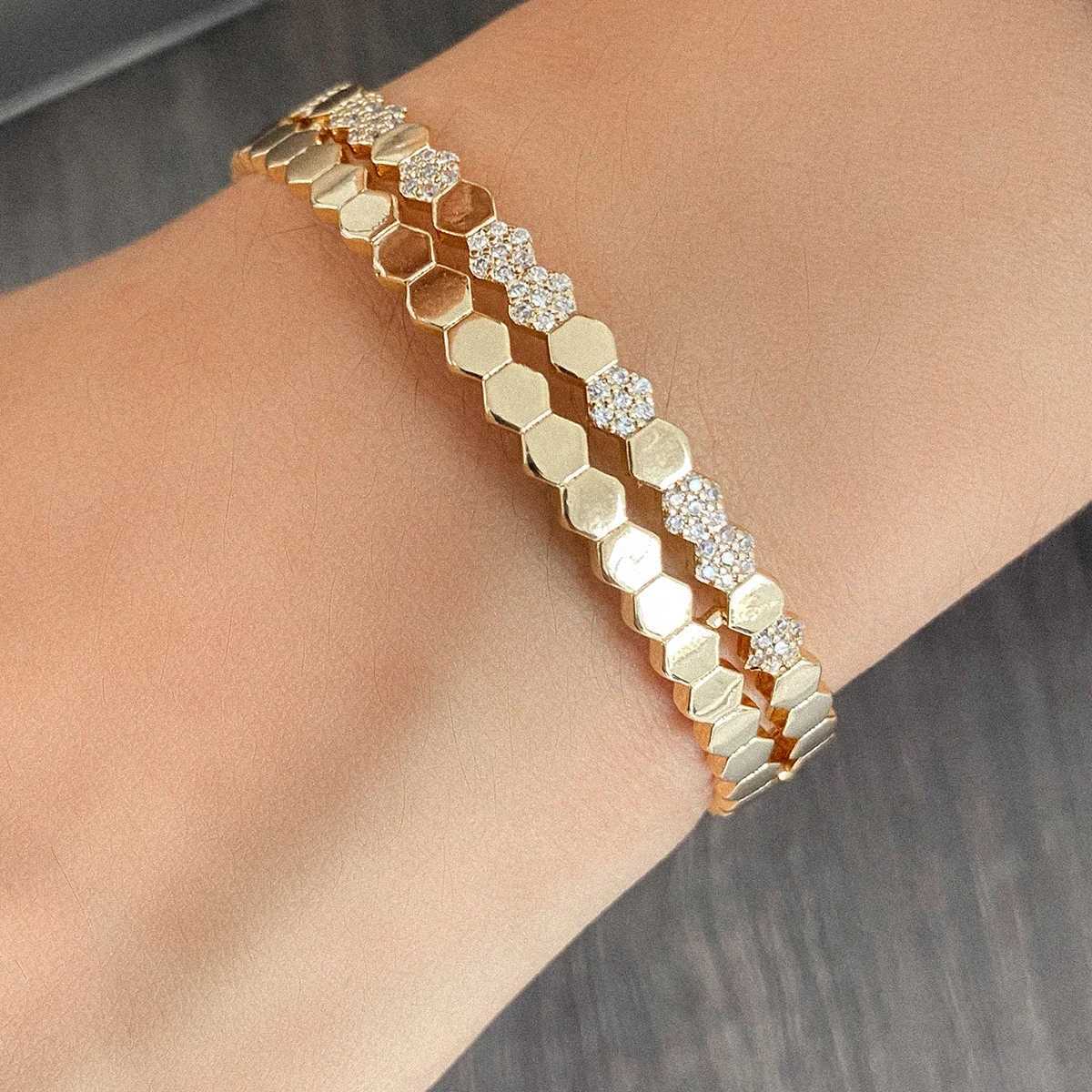 2024 New Copper Zirconia Bracelet for Women Golden Holiday Party Leisure Gift Z250807