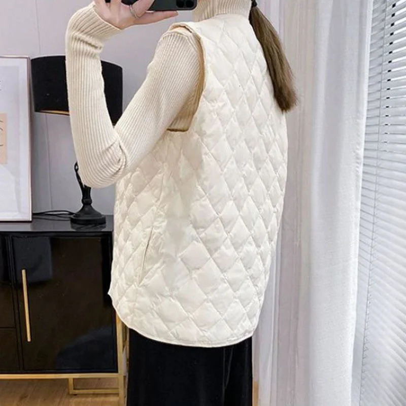 Autumn Winter Down Cotton Vest Womens Loose V-neck warm Light and Thin Coat women Sleeveless Waistcoat Jacket FemaleTops 250804