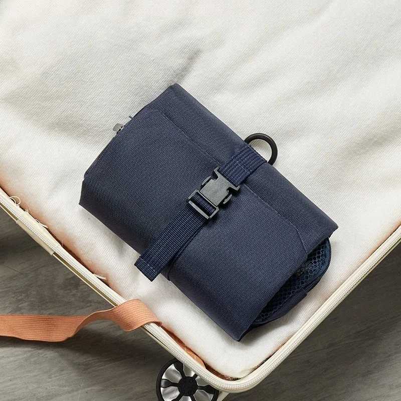 Japanese Style Snap Folding Toiletry Bag Hook Business Trip Toiletries Storage Bag High Quality Cosmetic Bag Y250808