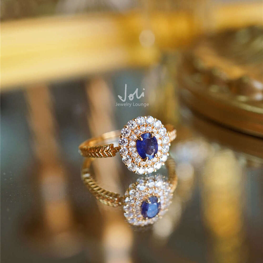 High-end Imitation Sapphire Blue Hollow Diamond for Women, Ultra Beautiful French Minimalist Open Index Finger Ring