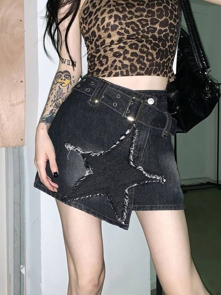 2025 Summer New Women's Zoki Retro Star Y K Cowboy Skirt High Waist Harajuku Belt Black Mini American Street Wear fashion Gothic Designer