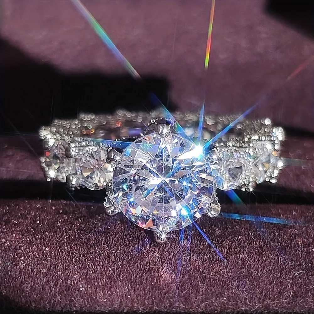 Hot Selling Silver Plated Rings For Women Square Cubic Zircon Jewelry Wedding Engagement Ring Wholesale Size 6-10 Y250808