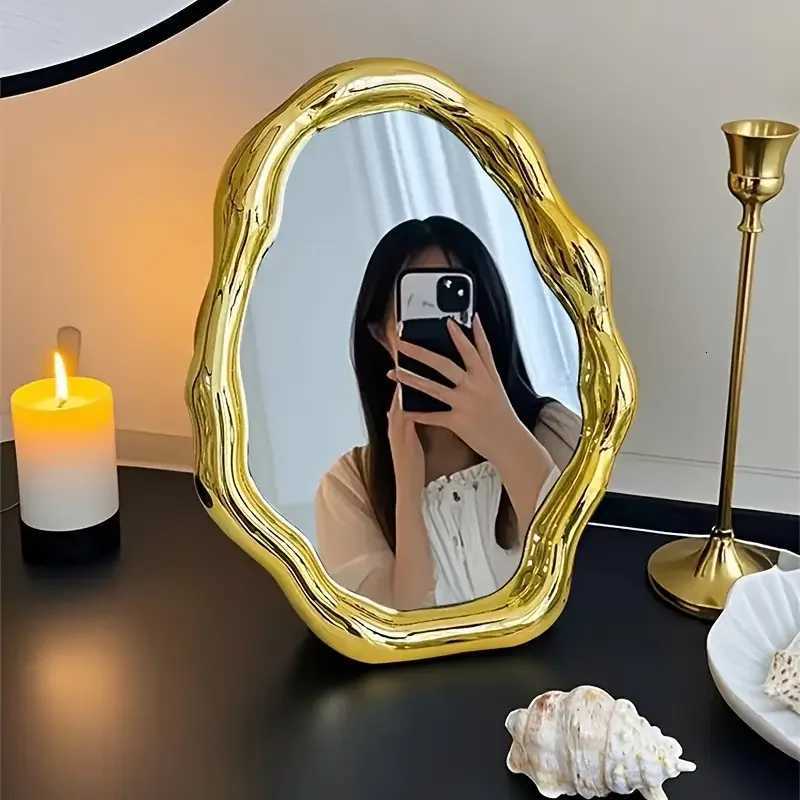 Fashionable High End Gold Portable Cloud Makeup Mirror Foldable Makeup Mirror Home Decoration for Friends Gifts Z250807