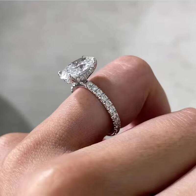 Xingguang Rts Oval with Classic Dia Clawed Collet 3ct 8x10MM Moissanite White Gold Ring for Proposal
