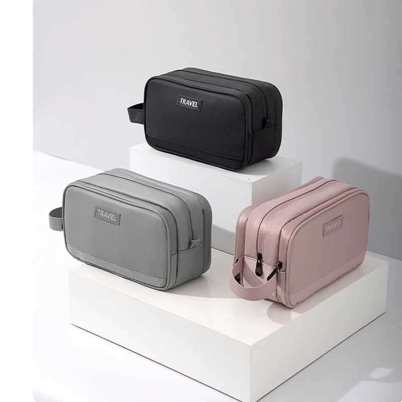 Hanging Toiletry Bag Large Capacity Waterproof Portable Travel Necessaire Case Cosmetic Bag for Men Wen Beauty W Pouch Y250808