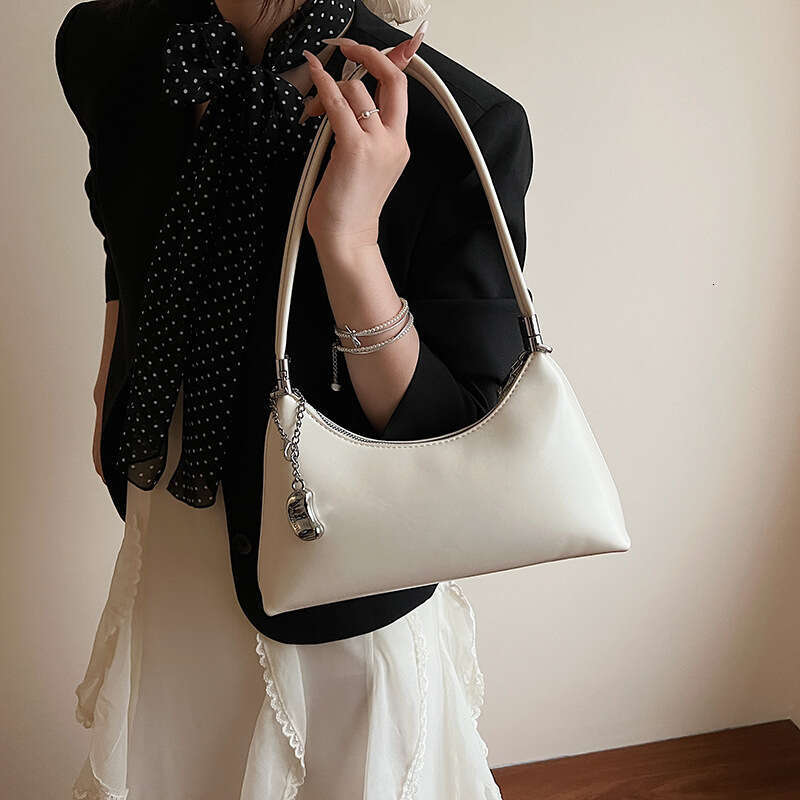 High-End Single Shoulder Underarm 2025 New Pillow Simple Commuter Women's Niche Trendy Crossbody Bag