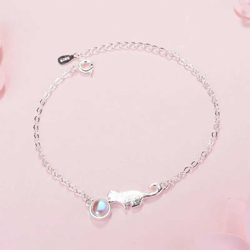 Hand Drawing Female Fashion Moonstone Cute Animal 925 Sterling Silver Jewelry Crystal Sweet Cat Temperament Bracelets SL010 Z250807