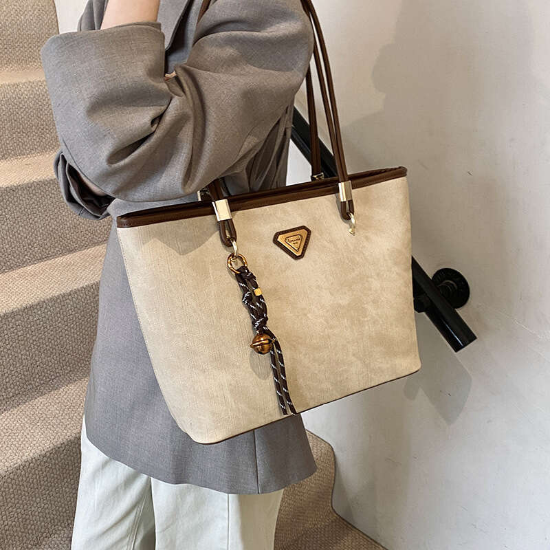 Women's High-end Luxury bags Designer Casual Commuting Tote 2025 New Large Capacity Work Texture Shoulder Bag