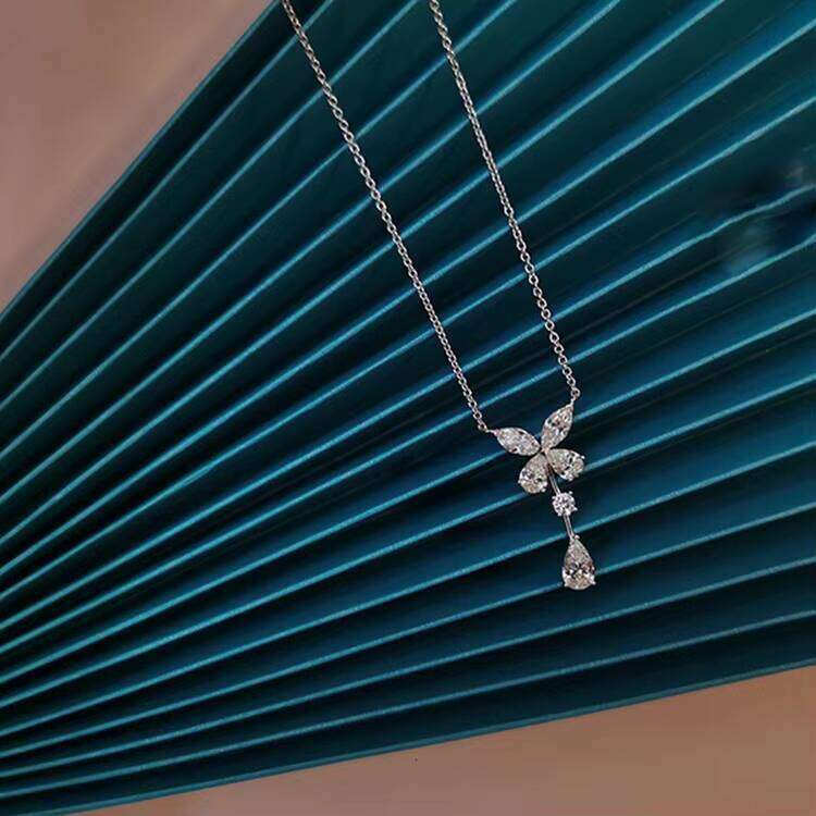 XING GUANG New Fashion Female VVS Moissanite Dia White Jewelry Gold Plated Butterfly Necklace