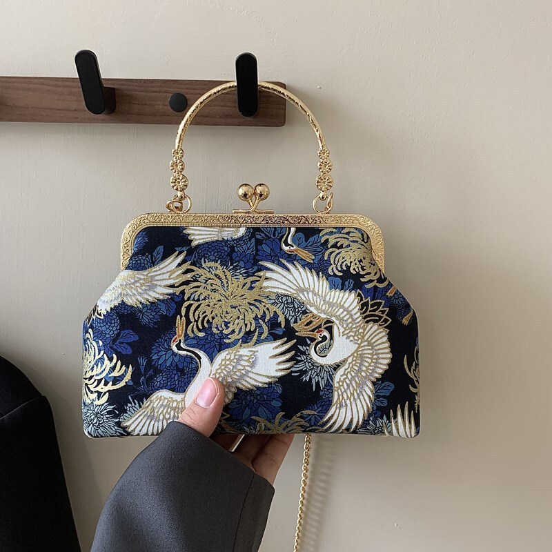 Luxury Brand Designer Bag Finished Clip Bag New 2025 Ethnic Style Fashion Cheongsam Bag Beautiful Handheld Elegant Single Shoulder Crossbody Bag