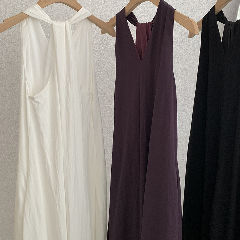 Omalai Halter V-neck Sleeveless Dress for Women Summer New Elegant Vest Long Dress with Belt 3753 T200509