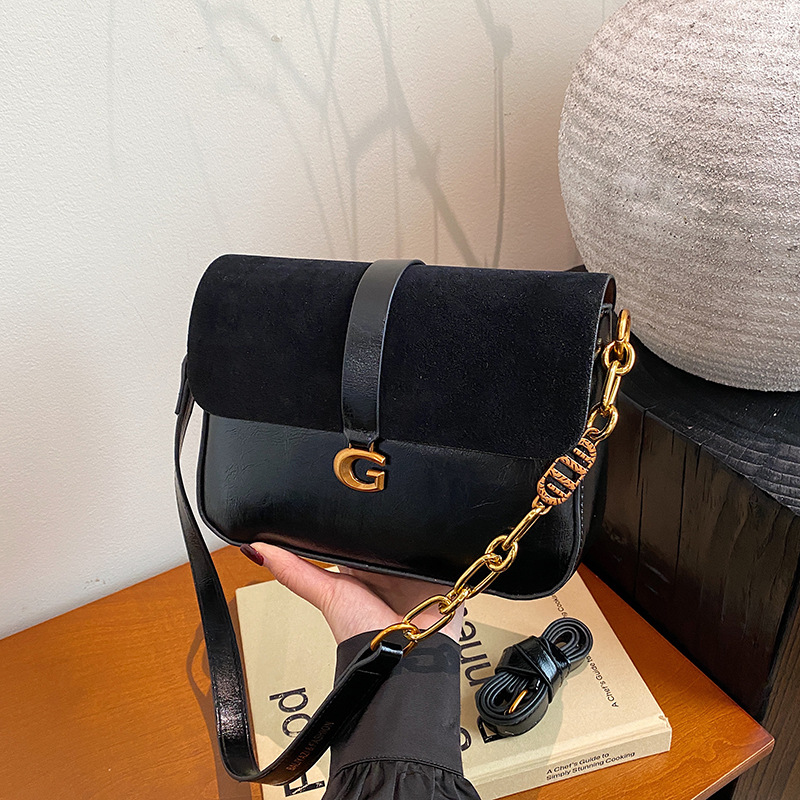 Fashionable frozen bottom bag suitable for winter women and trendy small square bag niche simple and casual shoulder bag Z250324