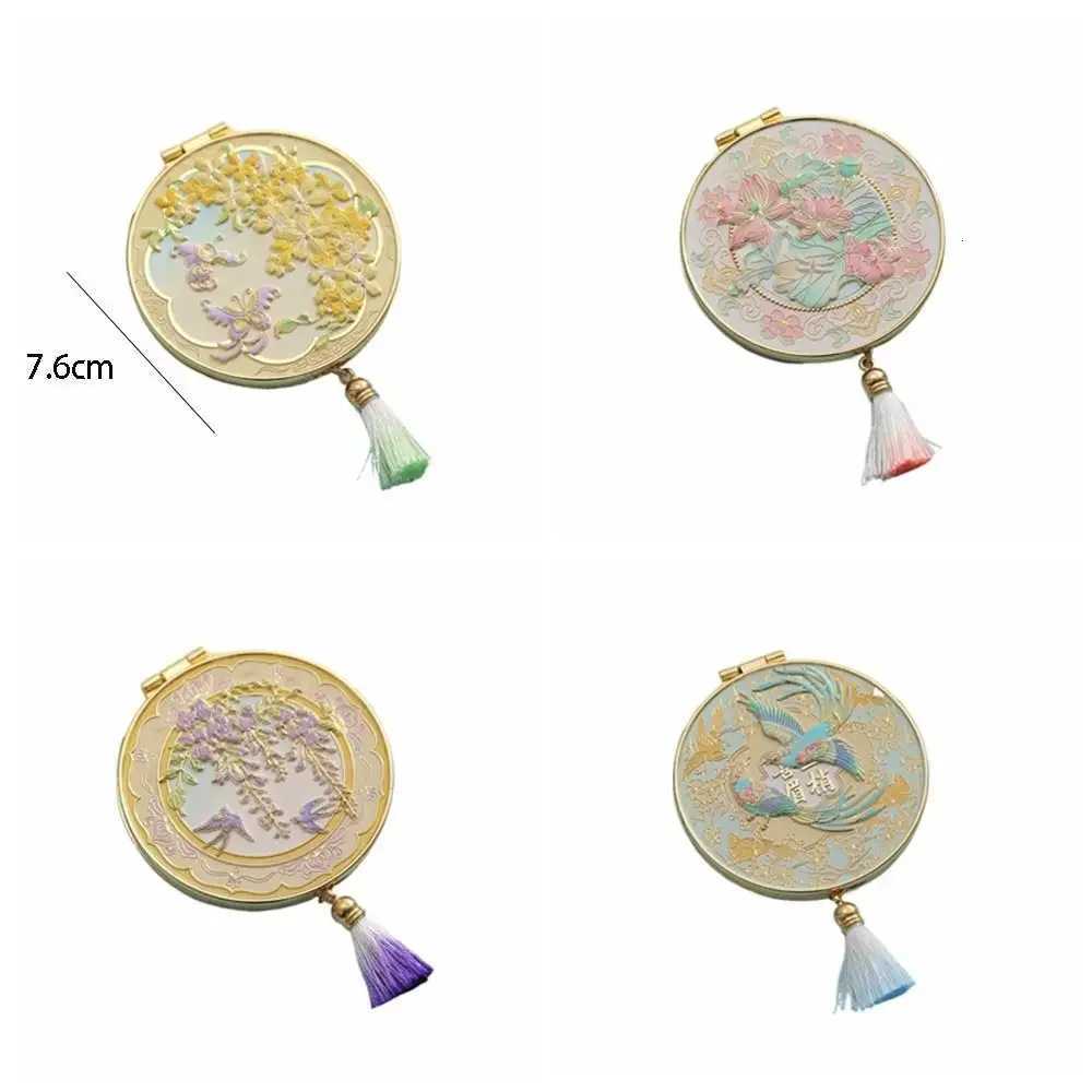 Carved Metal Folding Mirror Chinese-style Cultural and Creative Portable Handheld Makeup Mirror Tourist Souvenir Handheld Mirror Z250807