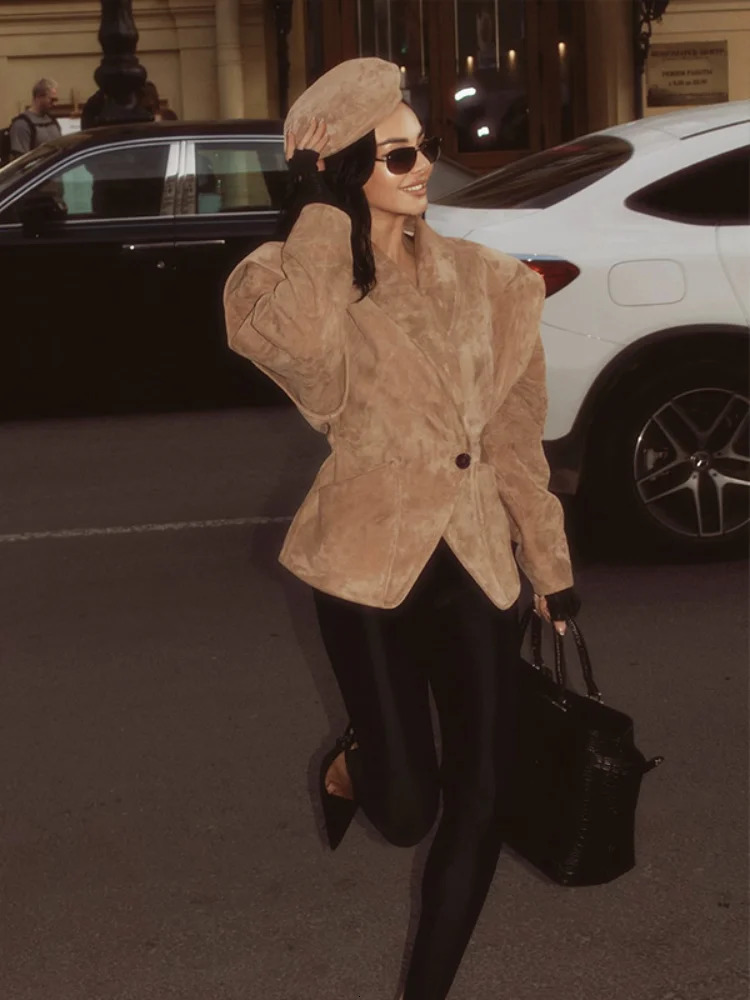 Single Breasted Buckle Casual Suede Jacket Women Chic Shoulder Pad Full Sleeve Lapel Slim Coat Autumn Lady Highstreet Wear 250805