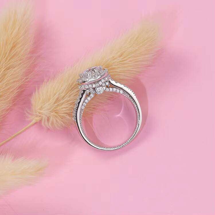 Fine Jewelry Elegant Style VVS Moissanite Dia Solid White Gold Wedding Ring